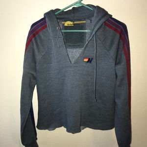 CLASSIC SPLIT-NECK PULLOVER CROP HOODIE